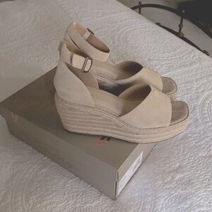 GORGEOUS Like New Crown Vintage Espadrille Platform Sandal sz 9.5
